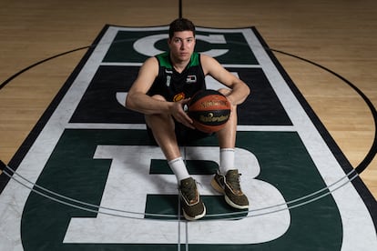 Joel ParraJoel Parra, jugador de la Penya. Foto de ALBERT GARCÍA.