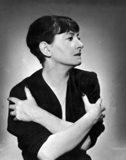 La escritora Dorothy Parker, en 1935.