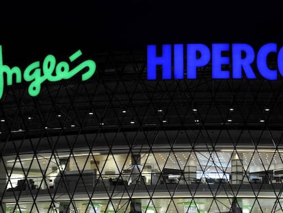 Los clientes de ING podrán sacar dinero en los súper de El Corte Inglés e Hipercor