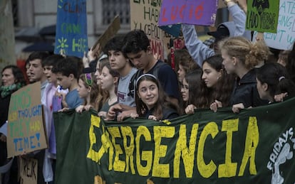 Manifestació d'estudiants contra el canvi climàtic a Barcelona.