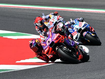 Jorge Martin, Enea Bastianini y Marc Marquez durante el Gran Premio de Países Bajos.