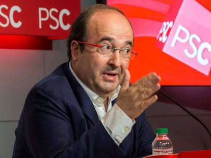 El l&iacute;der del PSC, Miquel Iceta, durante una rueda de prensa en la sede del partido en Barcelona. 