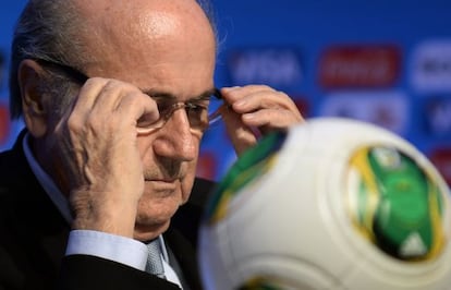 Blatter, presidente da FIFA, na coletiva de imprensa.