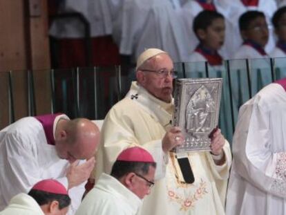 El papa Francisco durante la misa en la Basílica de Guadalupe.