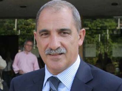 Miguel Santos.