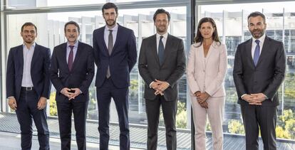 Charles Portalier (Crédit Agricole Assurances); Josu Jon Imaz, Consejero Delegado de Repsol; Quentin Le-Cloarec (Crédit Agricole Assurances); Peter Schümers (EIP); María Víctoria Zingoni, Directora General de Cliente y Generación Baja en Carbono de Repsol; Roland Dörig (EIP).