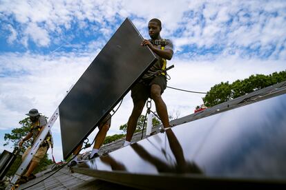 Employees of NY State Solar
