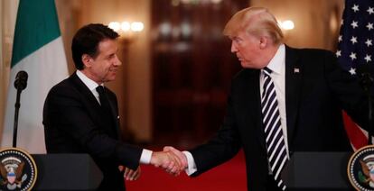 Giuseppe Conte, primer ministro italiano, y Donald Trump, presidente estadounidense, el 30 de julio pasado en la Casa Blanca.