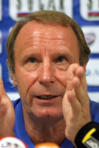 El entrenador de Azerbaiyán, el alemán Berti Vogts.