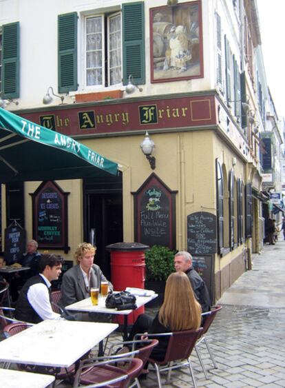 Terraza en el centro de Gibraltar