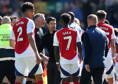 Premier League - Everton v Arsenal