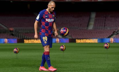 Braithwaite, en su presentación en el Camp Nou.