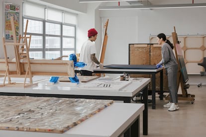 El estudio de New York Art Conservation se ubica en los Brookln y es una mezcla de taller de artista, laboratorio científico y asesoría de buenas prácticas para el coleccionista contemporáneo.