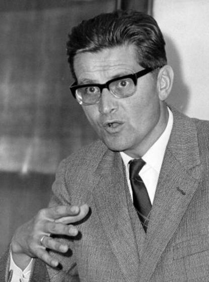 El fil&oacute;sofo Karl-Otto Apel retratado el 30 de noviembre de 1965.