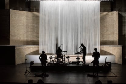 Concierto de Manel en el Teatre de Sagunt. Escena 2020