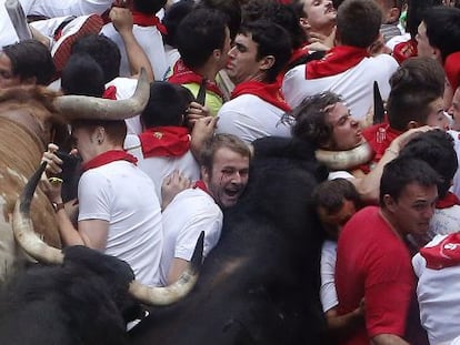 Cenas tremendas de emoção e violência acontecem em Pamplona.