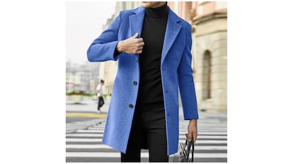 Abrigo de lana para hombre de color azul.