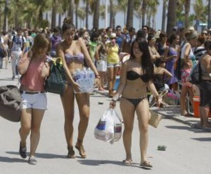 Asistentes al Arenal Sound de Burriana en 2011.