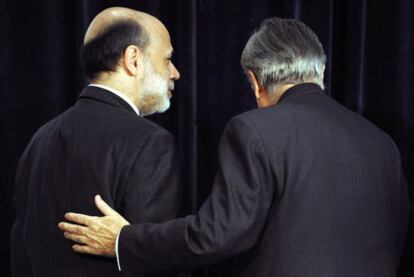 Los presidentes de la Reserva Federal, Ben Bernanke, y del BCE, Jean-Claude Trichet, en 2008.