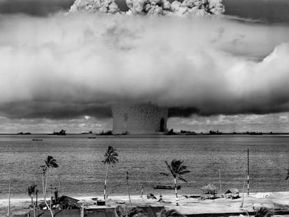 Ensayo con armas nucleares en el Pacífico.