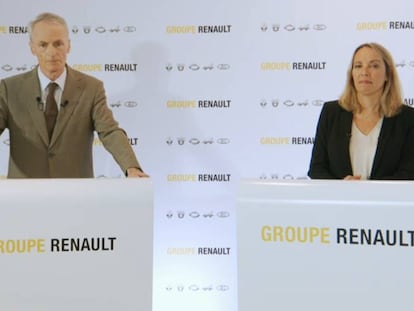 El presidente del grupo Renault, Jean-Dominique Senard, y la directora general interina, Clotilde Delbos, presentan el plan a tres años de la compañía, este viernes.