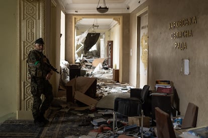 Edificio del Gobierno regional de Járkov, bombardeado en múltiples ocasiones.