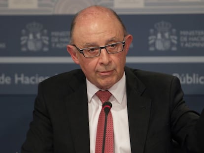 Crist&oacute;bal Montoro, en una rueda de prensa el jueves.