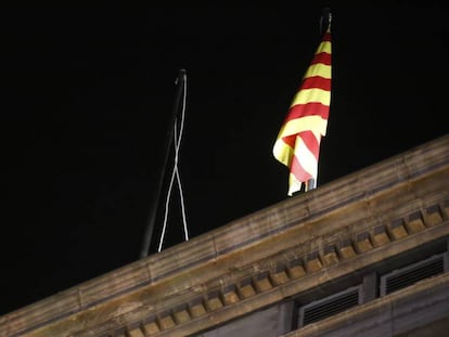 Asta sin la bandera española en la Generalitat, arriada el pasado 3 de enero. 