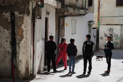 Children playing at the Aida refugee camp.