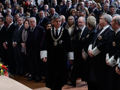 El presidente del Tribunal Constitucional, Pedro González-Trevijano, durante la toma de posesión de los cuatro nuevos magistrados.