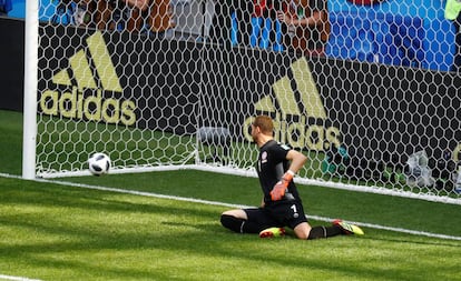 Gol de penalti de jugador belga Eden Hazard.