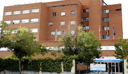 Hospital La Paz-Carlos III de Madrid, donde permanece hospitalizada la enfermera contagiada de fiebre hemorrágica de Crimea-Congo.