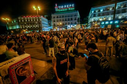 Vista general de la concentración en la Puerta del Sol contra las agresiones a las personas LGTBI, el pasado miércoles.