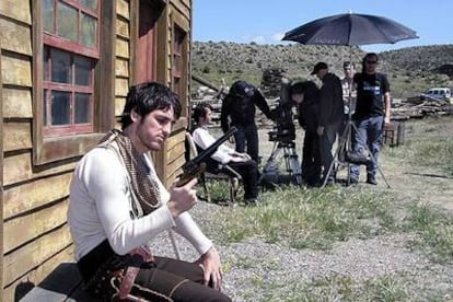 Alumnos de la ECAM ruedan un 'western' en Tabernas (Almería).