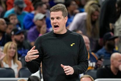 Utah Jazz head coach Will Hardy directs his team during the first half of an NBA basketball game against the Orlando Magic, Thursday, March 9, 2023, in Orlando, Fla.