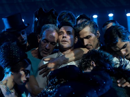 Miguel del Arco, junto a Miquel Fernández y Raúl Prieto, durante un momento del rodaje.