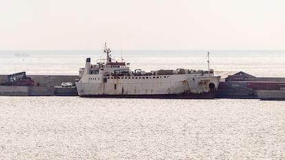 El buque 'Karim Allah', atracado en la dársena de Escombreras, en Cartagena (Murcia), el 5 de marzo. 