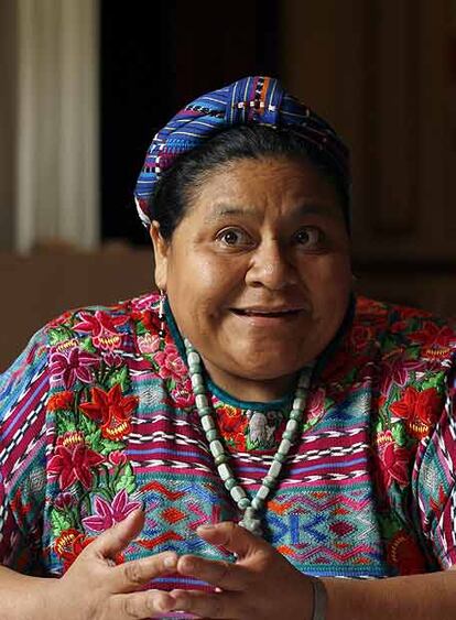 Rigoberta Menchú, ayer en Madrid durante la entrevista.