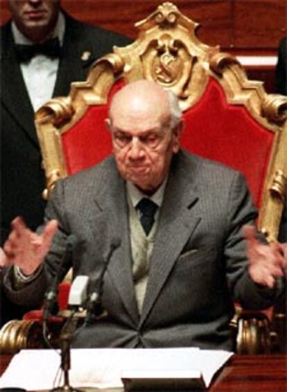 Francesco de Martino, en el Senado italiano en 1994.