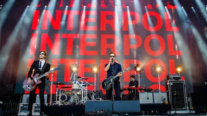 La banda estadounidense Interpol durante un concierto en Montreal, Canada, en 2019.