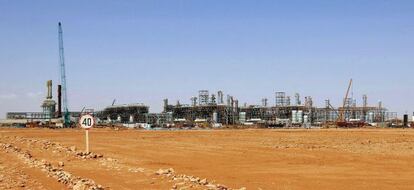 Fotografía del 16 de enero de 2013 de la planta de tratamiento de gas en In Amenas.