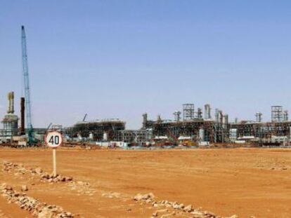 Fotograf&iacute;a del 16 de enero de 2013 de la planta de tratamiento de gas en In Amenas.