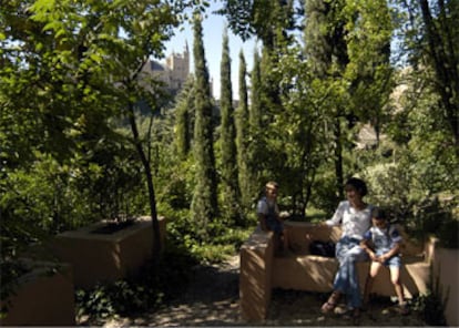 Desde el Romeral de San Marcos se disfruta de vistas privilegiadas del alcázar de Segovia. En la fotografía, la perspectiva desde el patio del Pino.