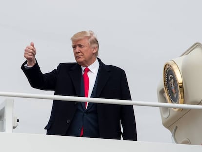 Trump en el Air Force One.