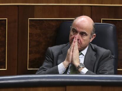 El ministro de Econom&iacute;a, Lu&iacute;s de Guindos.