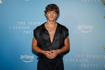 Gavin Casalegno en la 'premiere' de 'El verano en que me enamoré', el 16 de julio de 2025, en Nueva York. 