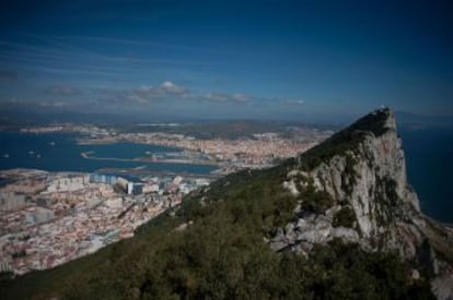 Conservative think tanks claim the Russian ships could be spying on Gibraltar.