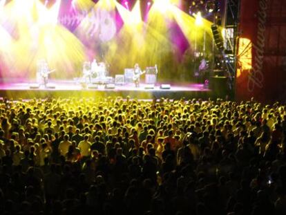 Actuaci&oacute;n de Los Enemigos en el festival Low Cost de Benidorm.