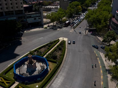 La estatua de Cristóbal Colón fue retirada del paseo de la Reforma para su restauración en octubre de 2020.