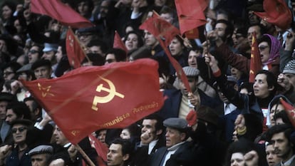 Manifestación del Partido Comunista portugués en Lisboa el 1 de marzo de 1975.
